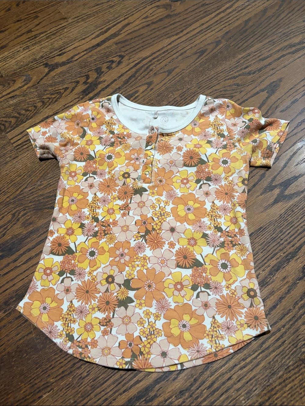 Girls' Short Sleeve Floral Tee in Orange and Yellow